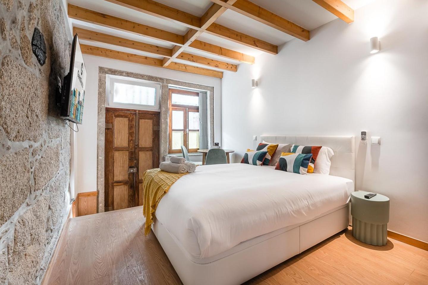 Guestready - Miragaia Stone Studios & Apartments Porto Exterior photo