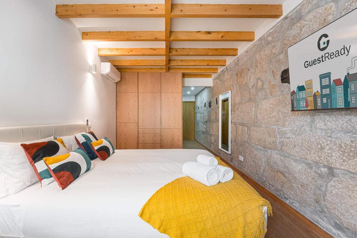 Guestready - Miragaia Stone Studios & Apartments Porto Exterior photo
